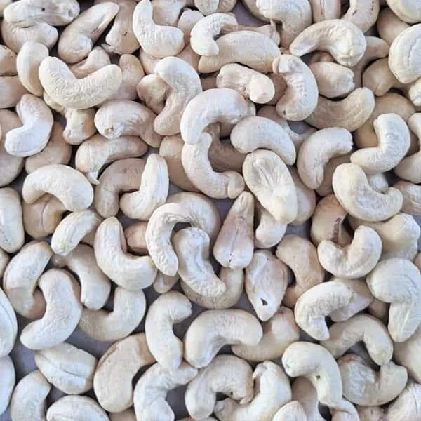 W450 Cashew Kernels